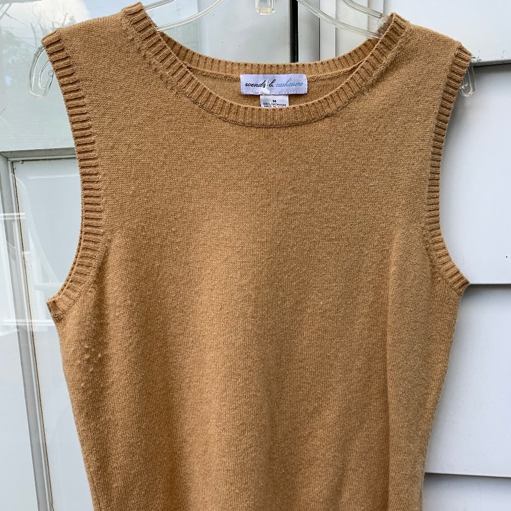 Wendy B Cashmere Beige Sleeveless Sweater